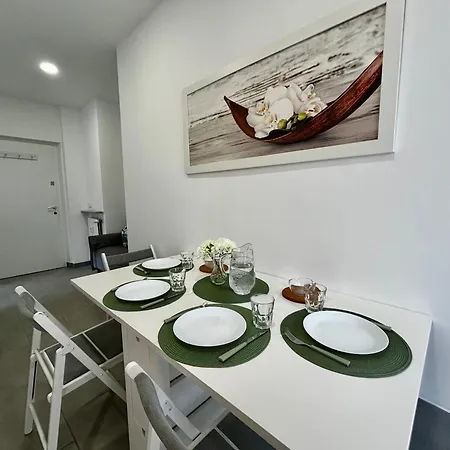 Oasis In Center Of Διαμέρισμα